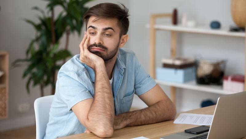 man not motivated to work