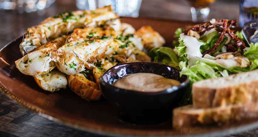 seafood with salads