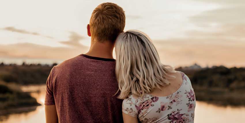 couple looking at the sky